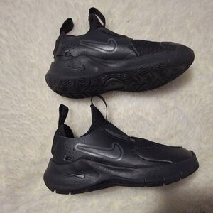 Nike Kids Black Sneakers